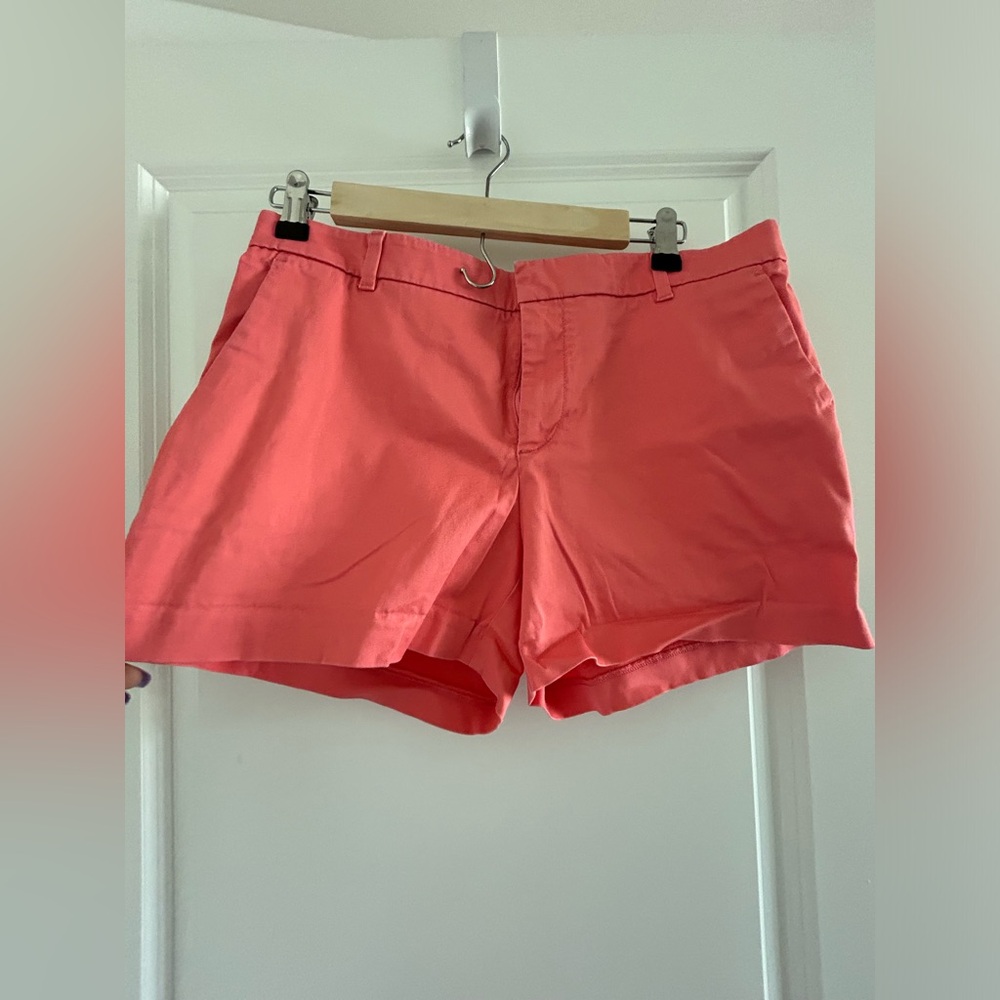 BANANA REPUBLIC • Coral Chino Style Shorts • 8 •